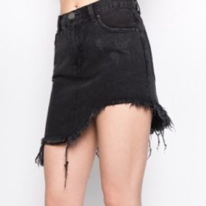 Unbalance Denim Skirt